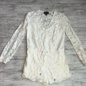 Romeo & Juliet Cream Lace Romper Size XS